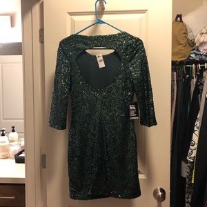 Express Dresses - NWT Express Hunter Green Sequin Mini Dress Express Dresses - NWT Express Hunter Green Sequin Mini Dress